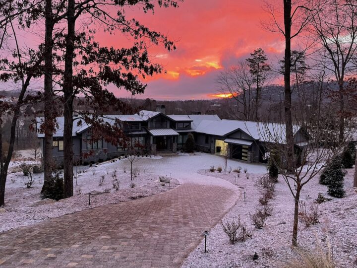 558 Walnut Valley Parkway