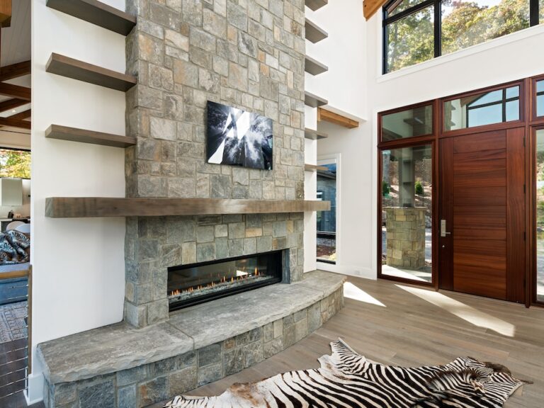 558 Walnut Valley Parkway