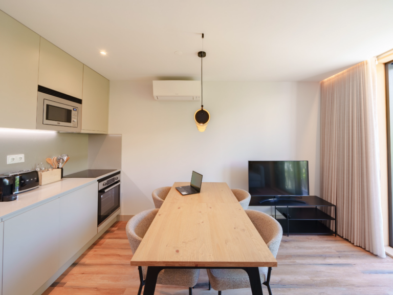 Firmeza Co-Working and Flats