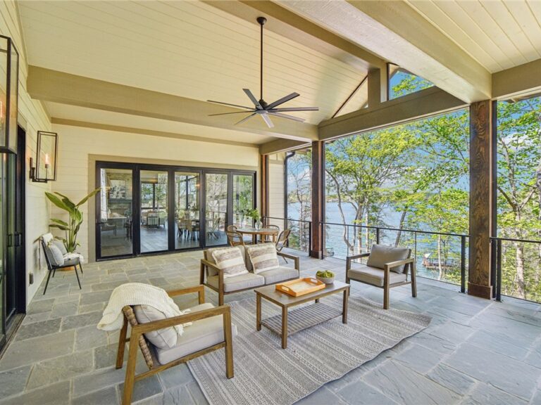 132 Promontory Court Six-Mile, SC